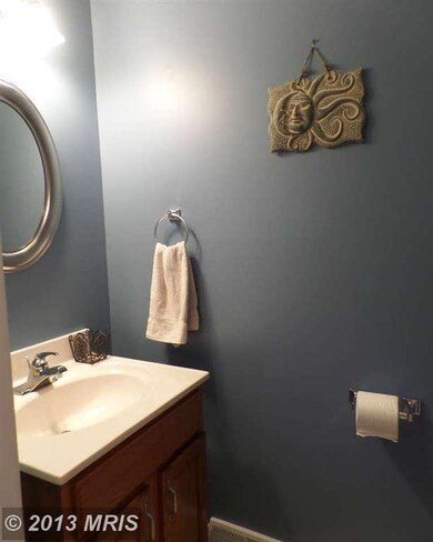 6351 Jacobs Ct, Sykesville, MD 21784 - photo 6