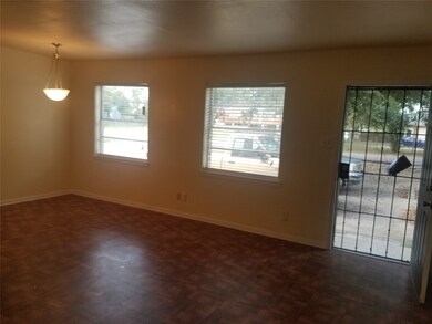 3502 Campbell St unit 4, Houston, TX 77026 - photo 2