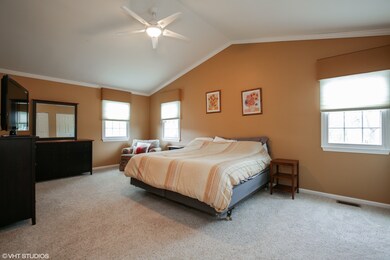 921 Prairie Dr, Algonquin, IL 60102 - photo 3