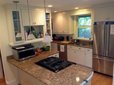 4 Phillips Rd, Nahant, MA 01908 - photo 5