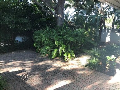 Beautiful private front courtyard