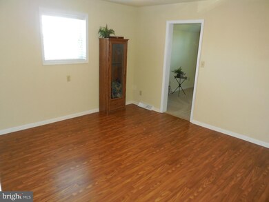 1956 Bell Ave, Chambersburg, PA 17202 - photo 7