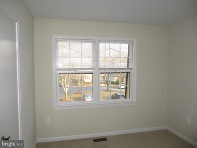 8981 Omega Ct, Springfield, VA 22152 - photo 7