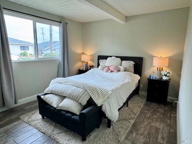 469 La Jolla St, Vallejo, CA 94591 - photo 6