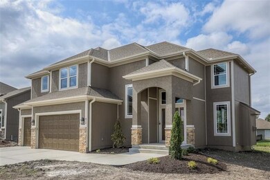 822 Cindy Ln, Raymore, MO 64083 - photo 2