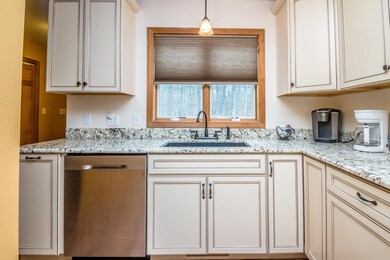 72 Evergreen Dr unit 15, North Conway, NH 03860 - photo 5