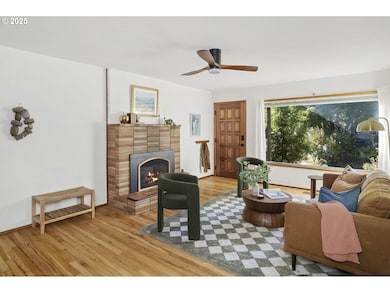 8606 N Dwight Ave, Portland, OR 97203 - photo 7