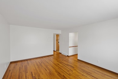 5016 Sienna Ln, Columbus, OH 43229 - photo 4