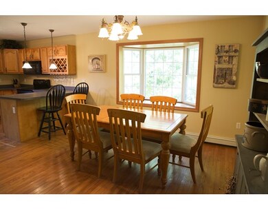 122 Saunders St, Gardner, MA 01440 - photo 7