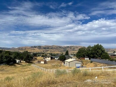 21113 Quail Springs Rd, Tehachapi, CA 93561 - photo 6