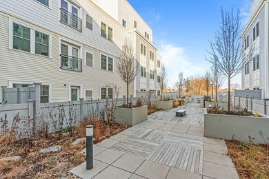 175 North Ave unit 403, Wakefield, MA 01880 - photo 5