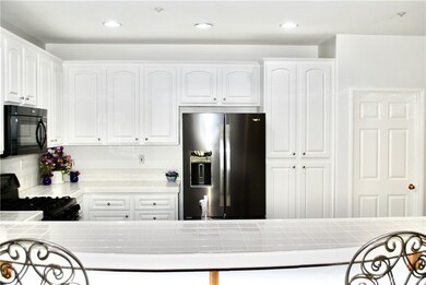 30 Taquitz unit 35, Irvine, CA 92602 - photo 5