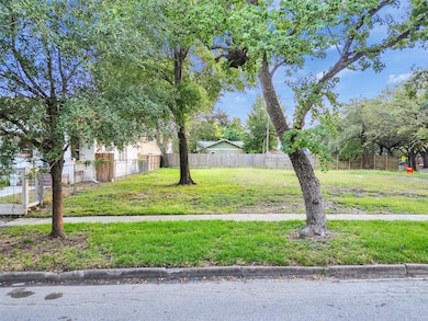 4404 Rusk St, Houston, TX 77023 - photo 3