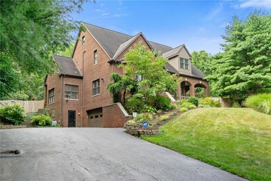 Driveway/Parking