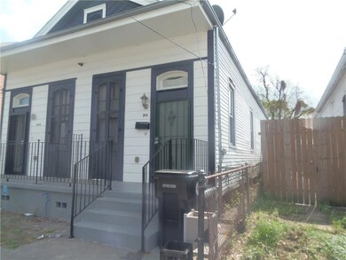 914 N Rocheblave St, New Orleans, LA 70119 - photo 2