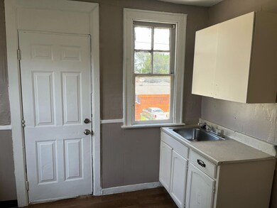 1250 E Livingston Ave unit 4, Columbus, OH 43205 - photo 4