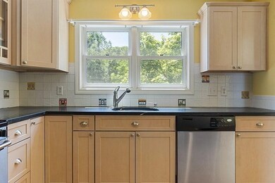 28 Boulderbrook Dr, Peabody, MA 01960 - photo 7