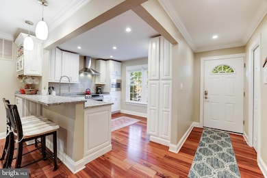 11867 Abercorn Ct, Reston, VA 20191 - photo 4