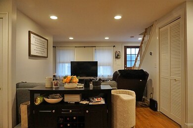 115 Pleasant St unit A, Cambridge, MA 02139 - photo 4