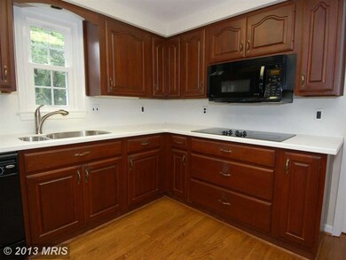 7908 Stirrup Cup Ln, McLean, VA 22102 - photo 5