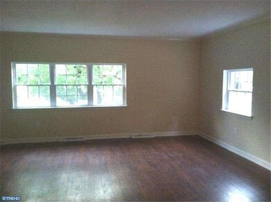 86 N Columbia St, Woodbury, NJ 08096 - photo 3