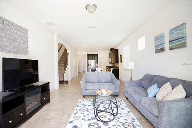 GREAT ROOM TO KITCHEN