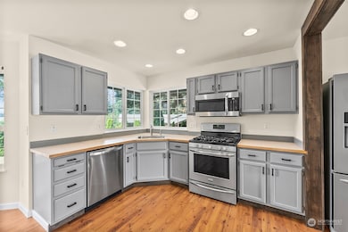 24207 103rd Ave E, Graham, WA 98338 - photo 3