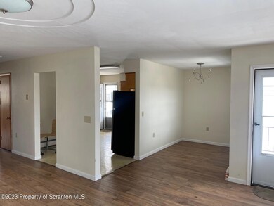 1605 S Irving Ave, Scranton, PA 18505 - photo 7