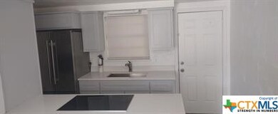 1007 Hackberry St unit B, San Marcos, TX 78666 - photo 6