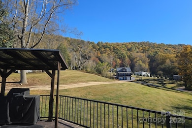 Large back deck - covered grill area with power and plumbed propane 