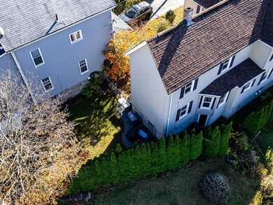 100-102 Hood St, Fall River, MA 02720 - photo 3