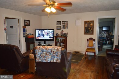 27300 Tatum Rd, Unionville, VA 22567 - photo 3