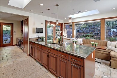 7441 W Mercer Way, Mercer Island, WA 98040 - photo 4