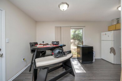 7-web-or-mls-50 Berwick Cir-007