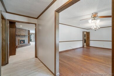 9901 S Braden, Jenks, OK 74037 - photo 5
