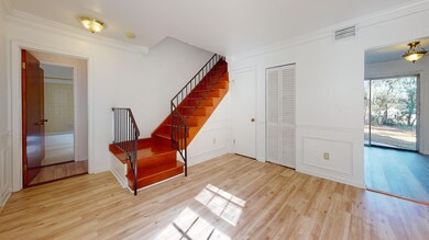 1113-Eisenhower-Ct-Unfurnished(1)