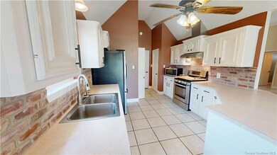 4912 S Prien Lake Rd, Lake Charles, LA 70605 - photo 5