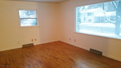 Living Room (1)