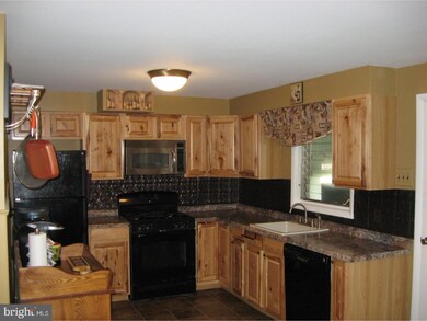 404 Hallman Ave, Conshohocken, PA 19428 - photo 7