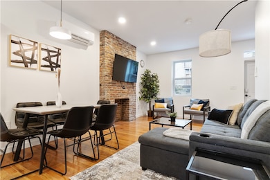 1238 Butterfield Way, Pittsburgh, PA 15212 - photo 5