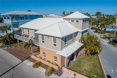 7700 Bayshore Dr, Treasure Island, FL 33706 - photo 2