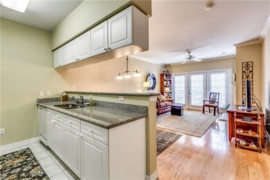 3400 Welborn St. #224 Dallas, TX 75219. light and 