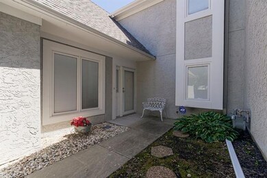 5808 Park Cir, Shawnee, KS 66216 - photo 3