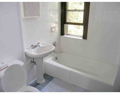 20 Foster St unit 2, Newtonville, MA 02460 - photo 7