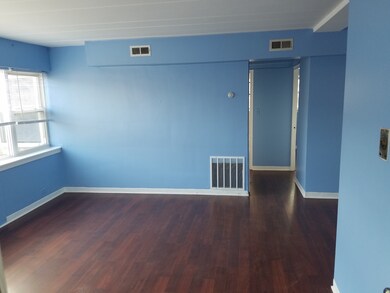 6023 N Fairfield Ave unit P13, Chicago, IL 60659 - photo 2