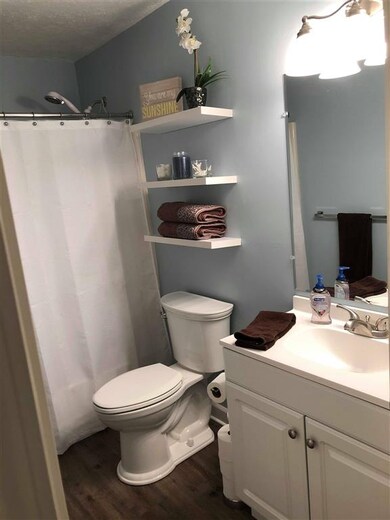 19 Saco St unit 14, Center Conway, NH 03813 - photo 6