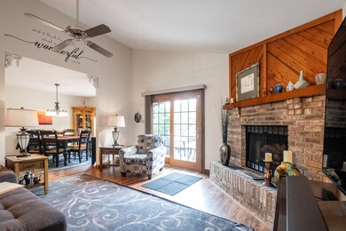 2938 Silver Fox Dr, Columbus, IN 47203 - photo 7