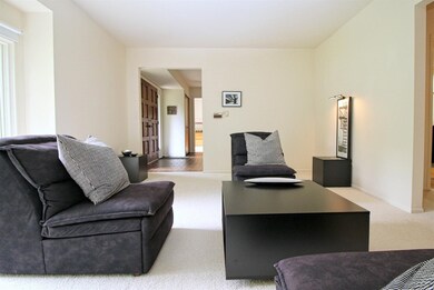 9376 Hidden Lake Cir, Dexter, MI 48130 - photo 6