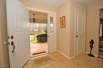 3 Foyer 1