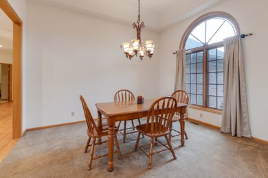 3410 Cypress Dr, Spring Grove, IL 60081 - photo 4